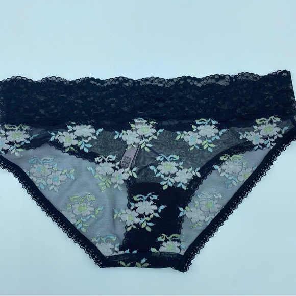 Victoria’s Secret Lace Hiphugger & Cheeky Panty Floral Black & Red Medium - Picture 3 of 5